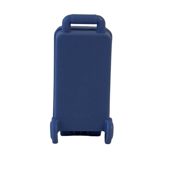 Fisher Price Little People Grandparents with Blue Suitcase Grandma w/Yarn Grandp - Picture 7 of 8